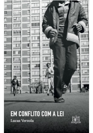 EM CONFLITO COM A LEI