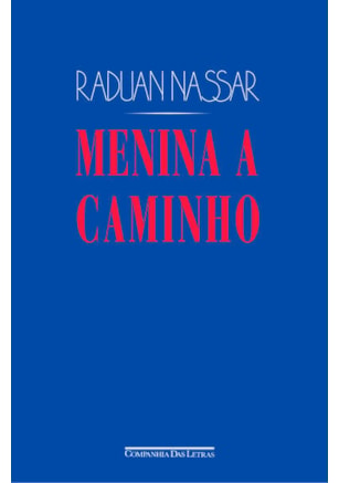 MENINA A CAMINHO